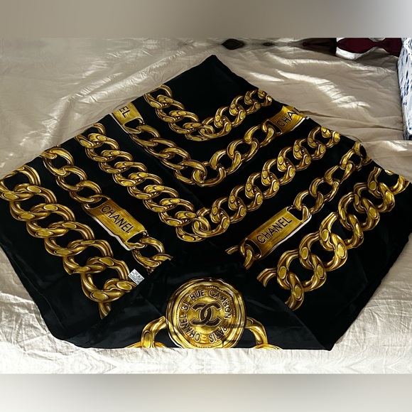 Rare Chanel 31 Rue Cambon Silk Scarf-Vintage - Picture 3 of 9